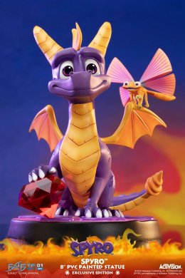 Обложка Spyro The Dragon
